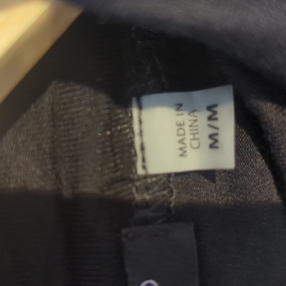 Dex Black Ruched Stretch Long Sleeve Top - Size M NWT - Picture 6 of 7